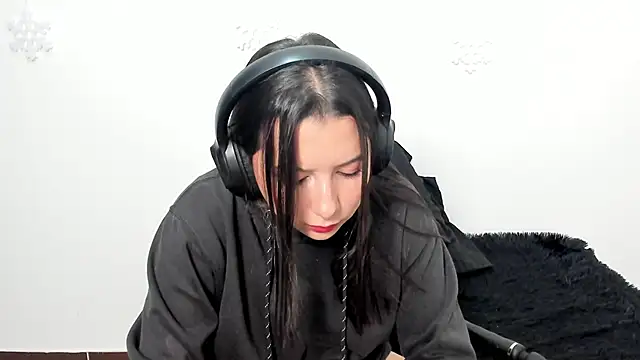 Snapshot of cami-01 chatting on 01/12/26, 09:20 cami-01 online show from 01/12/26, 09:20