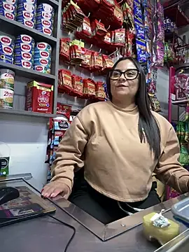 Snapshot of Sol_biglips chatting on 12/11/24, 12:12 Sol biglips online show from 12/11/24, 12:12