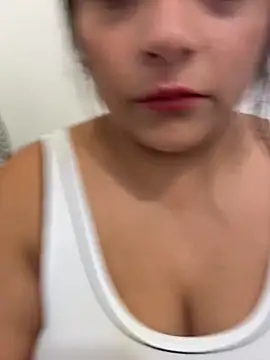 Snapshot of Sol_biglips chatting on 03/02/26, 03:30 Sol biglips online show from 03/02/26, 03:30