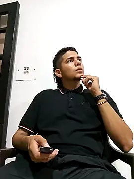 Snapshot of Nathan_mason_ chatting on 02/27/25, 12:21 Nathan mason online show from 02/27/25, 12:21