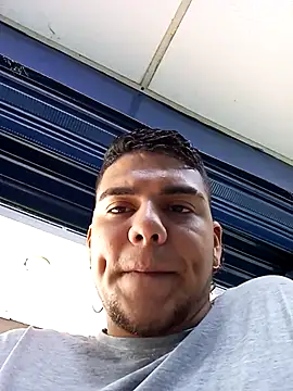 Snapshot of Nathan_mason_ chatting on 02/27/25, 03:26 Nathan mason online show from 02/27/25, 03:26
