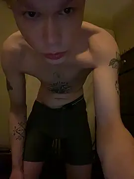 Snapshot of Mikeswanston chatting on 02/28/25, 04:54 Mikeswanston online show from 02/28/25, 04:54