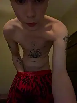 Snapshot of Mikeswanston chatting on 03/02/25, 08:05 Mikeswanston online show from 03/02/25, 08:05