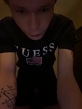 Snapshot of Mikeswanston chatting on 03/10/25, 08:37 Mikeswanston online show from 03/10/25, 08:37