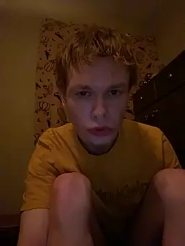 Snapshot of Mikeswanston chatting on 03/19/25, 10:42 Mikeswanston online show from 03/19/25, 10:42