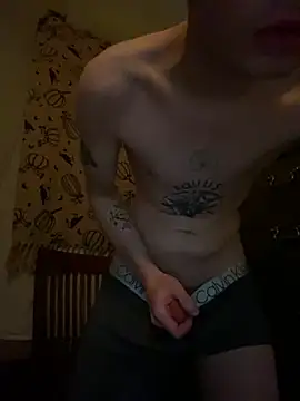 Snapshot of Mikeswanston chatting on 03/22/25, 05:17 Mikeswanston online show from 03/22/25, 05:17