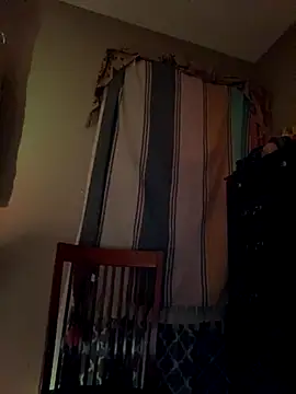 Snapshot of Mikeswanston chatting on 11/08/25, 12:11 Mikeswanston online show from 11/08/25, 12:11