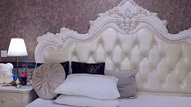 OliveWilson online show from 03/19/25, 10:22