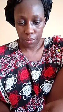 Snapshot of black_sexy_queen chatting on 07/30/26, 12:15 black sexy queen online show from 07/30/26, 12:15