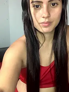 Snapshot of Azuna25 chatting on 03/08/25, 08:14 Azuna25 online show from 03/08/25, 08:14