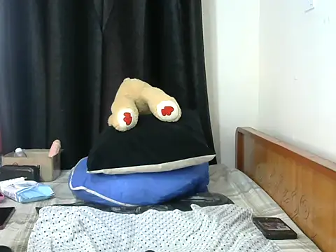 Snapshot of ebony_shilly3 chatting on 03/16/25, 12:45 ebony shilly3 online show from 03/16/25, 12:45