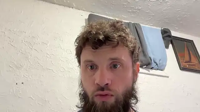 Snapshot of Talenjames4 chatting on 09/27/25, 09:42 Talenjames4 online show from 09/27/25, 09:42