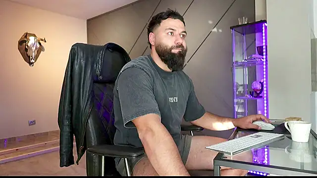 mattmasterss online show from 03/22/25, 01:41