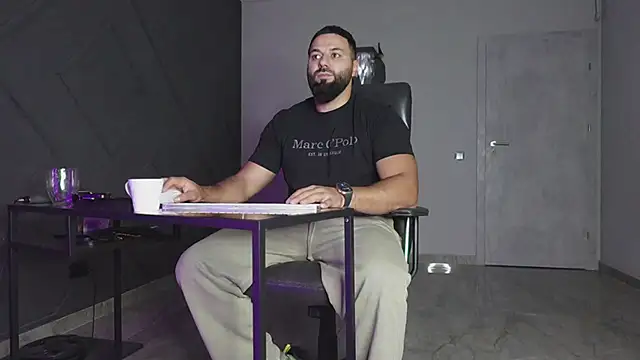 mattmasterss online show from 10/18/25, 05:57