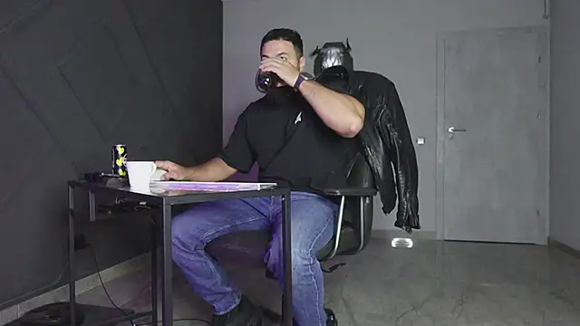 mattmasterss online show from 10/23/25, 09:13