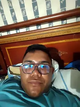 juniorxxx14 online show from 04/10/26, 02:39