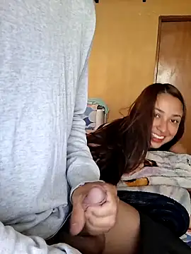 Snapshot of Bonnie_Clydeee chatting on 06/19/26, 10:52 Bonnie Clydeee online show from 06/19/26, 10:52