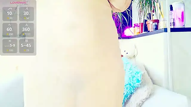  JuliaSpace  online show from 11/15/25, 12:34