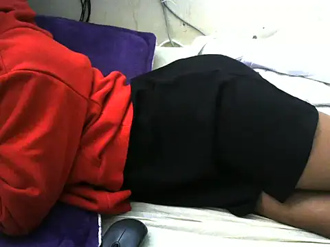 Ma-yolo001 online show from 11/28/25, 08:50