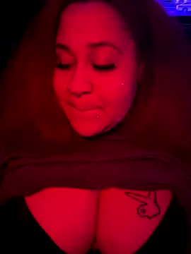 Juicyjordie online show from 10/18/25, 04:15