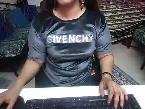 Snapshot of Arushisingh8888 chatting on 02/05/25, 10:51 Arushisingh8888 online show from 02/05/25, 10:51