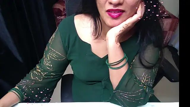 Snapshot of Arushisingh8888 chatting on 06/27/26, 01:06 Arushisingh8888 online show from 06/27/26, 01:06