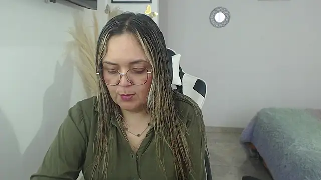 Snapshot of samy_vsn chatting on 02/08/26, 07:17 samy vsn online show from 02/08/26, 07:17