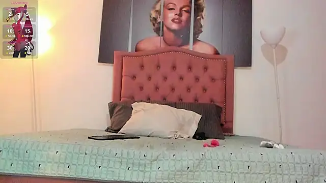 Snapshot of Ema_Jonees chatting on 01/29/25, 12:02 Ema Jonees online show from 01/29/25, 12:02