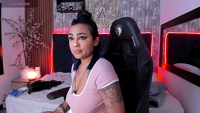 Neko Misaki online show from 03/17/25, 11:42