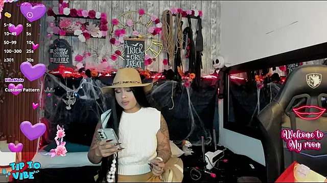 Neko Misaki online show from 10/16/25, 12:17