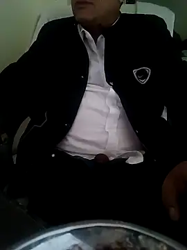 Hot-man39 online show from 12/12/24, 12:01