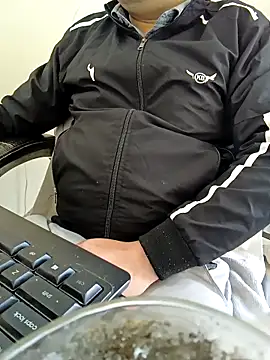 Hot-man39 online show from 02/22/25, 06:28