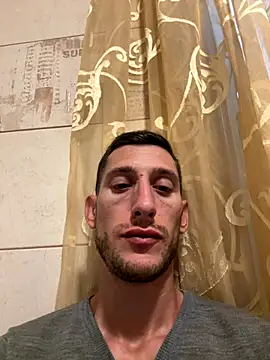 Gionnytav online show from 10/08/25, 01:20