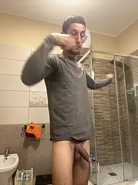 Gionnytav online show from 10/27/25, 07:23