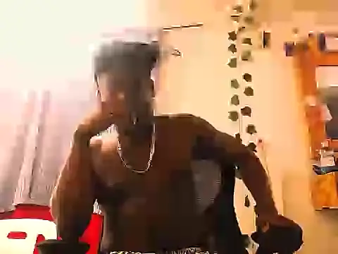 latinhot9631 online show from 01/17/26, 02:49