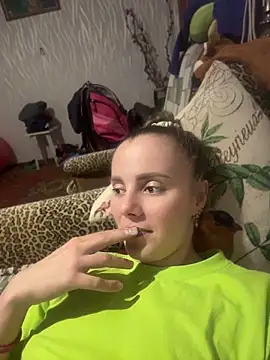 AlisaKissss online show from 04/13/26, 08:03