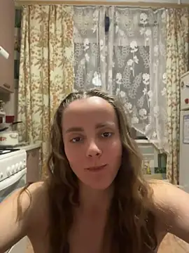 AlisaKissss online show from 05/17/26, 07:10