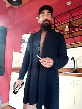 Snapshot of manucho2023 chatting on 12/16/25, 09:14 manucho2023 online show from 12/16/25, 09:14