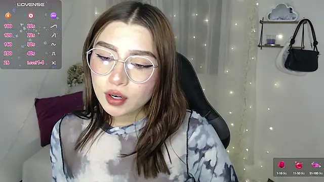 mily thomson b  online show from 03/12/25, 02:09