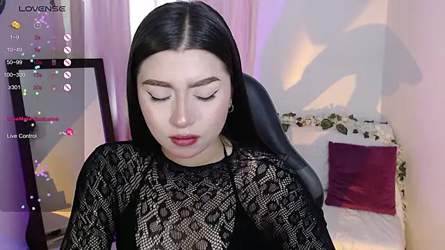 mily thomson b  online show from 04/12/26, 04:01