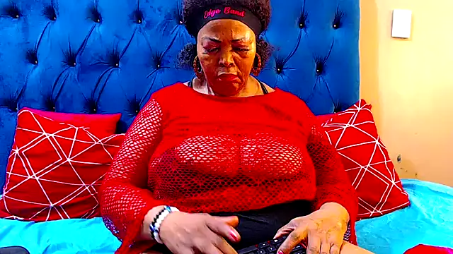 Snapshot of ebonycandy10 chatting on 03/12/25, 12:15 ebonycandy10 online show from 03/12/25, 12:15