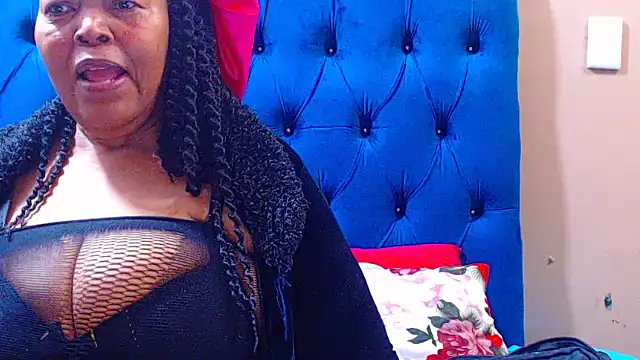 Snapshot of ebonycandy10 chatting on 11/11/25, 04:34 ebonycandy10 online show from 11/11/25, 04:34