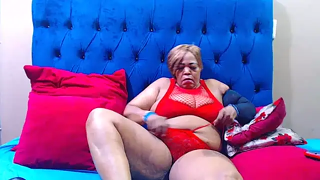 ebonycandy10 online show from 04/20/26, 11:28