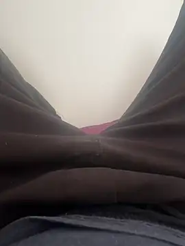 Snapshot of PLUK16 chatting on 03/09/25, 02:10 PLUK16 online show from 03/09/25, 02:10