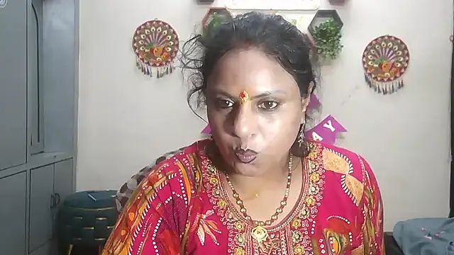 Snapshot of Sexy_komolika chatting on 03/28/26, 03:44 Sexy komolika online show from 03/28/26, 03:44