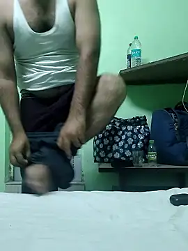 Snapshot of DADDY69SS chatting on 01/12/26, 04:34 DADDY69SS online show from 01/12/26, 04:34