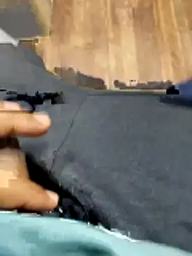 Snapshot of DADDY69SS chatting on 02/13/26, 04:36 DADDY69SS online show from 02/13/26, 04:36