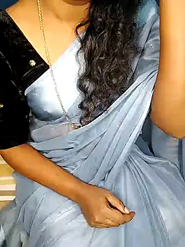 Snapshot of rashmikagowda chatting on 12/19/24, 07:18 rashmikagowda online show from 12/19/24, 07:18