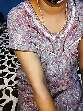 Snapshot of rashmikagowda chatting on 01/11/25, 09:57 rashmikagowda online show from 01/11/25, 09:57