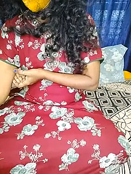 Snapshot of rashmikagowda chatting on 03/11/25, 06:00 rashmikagowda online show from 03/11/25, 06:00